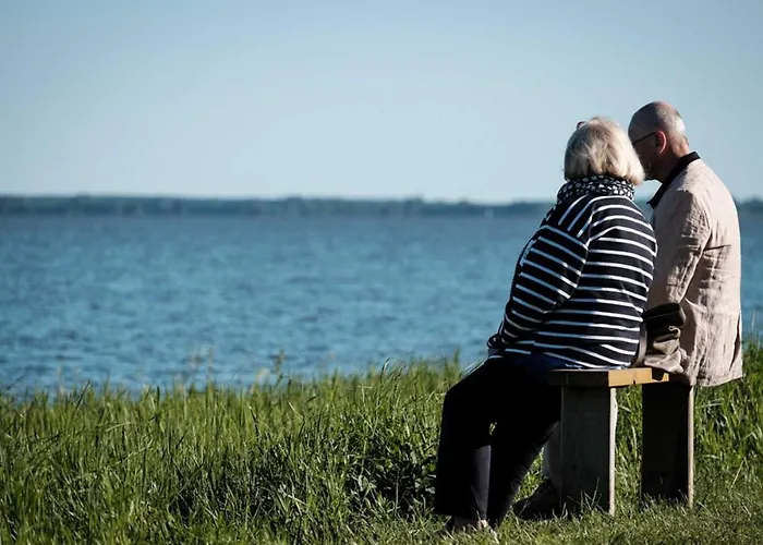 Bernstein-fewos Ca 15 Gehminuten Zum Ostseestrand شقة زيمبين